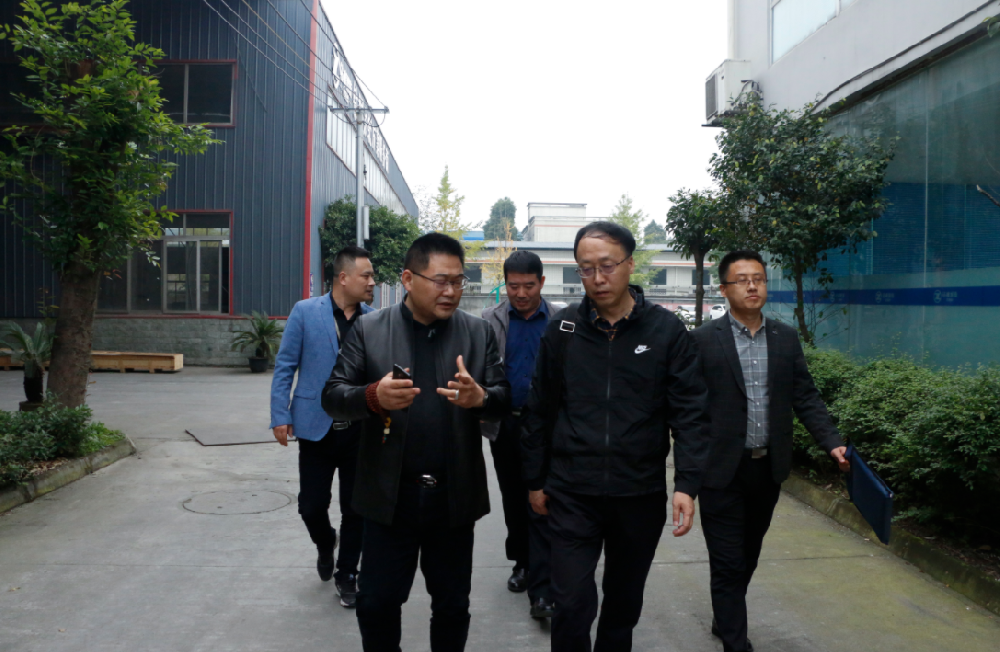 【中國鐵建高原指揮部】蒞臨鉆神智造考察交流